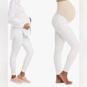 Maternity Spanx White ankle jeans